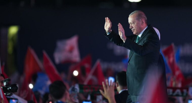 Cumhurbaşkanı Erdoğan: Türkiye için aşkla çalışmayı sürdüreceğim